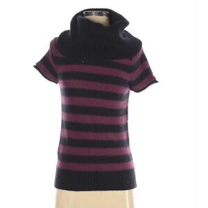 BCBGMAXAZRIA Short Sleeve Turtleneck Sweater small